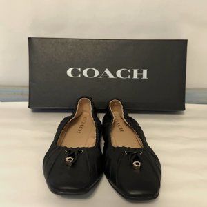 NEW - COACH Women's Eleanor Leather Flats